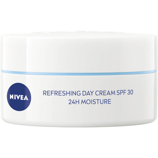 „Nivea Essential Refreshing Day Cream SPF 30“ – drėkinamasis dieninis kremas